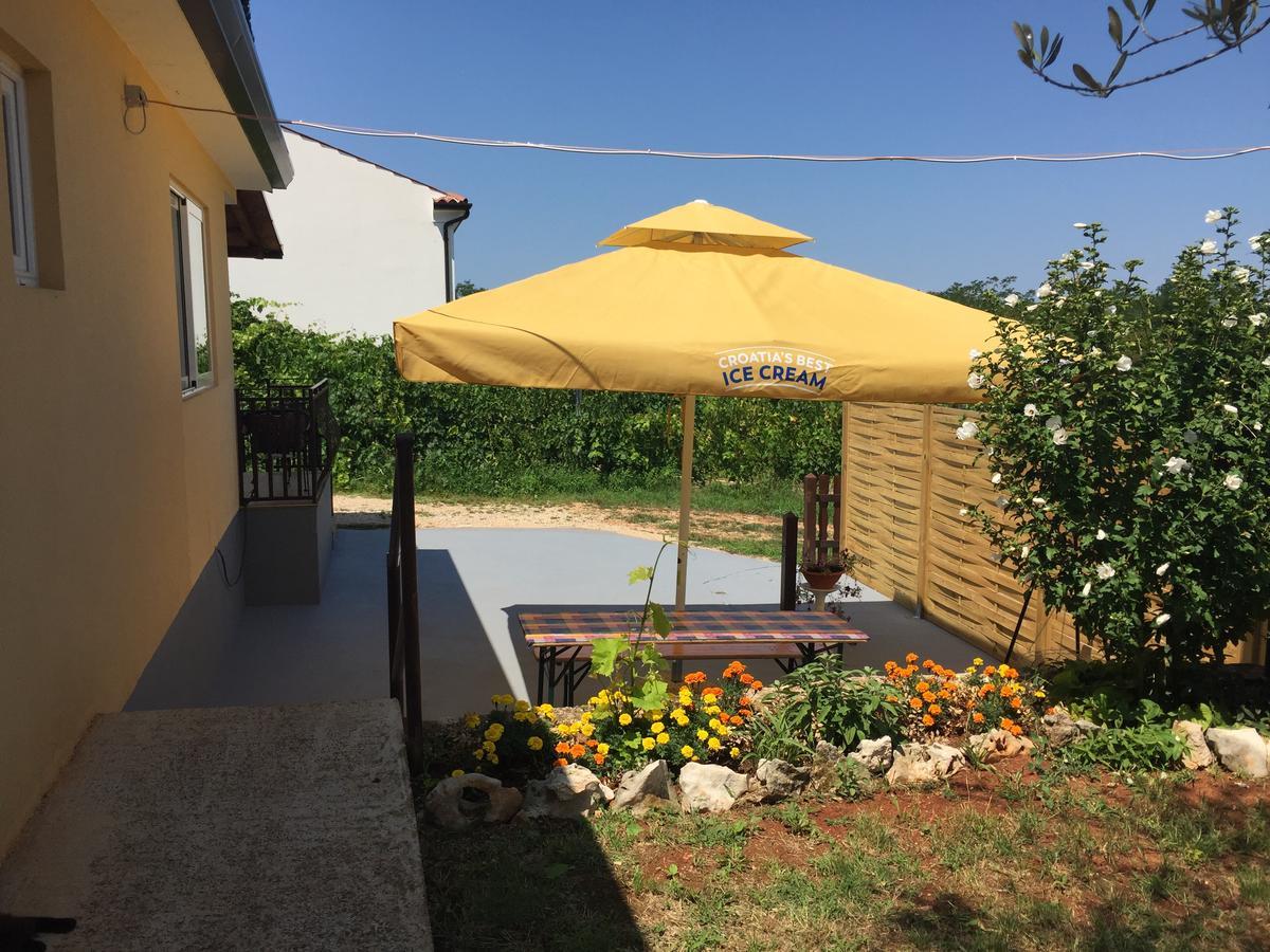Apartments & Rooms Buoni Amici Murine Zewnętrze zdjęcie